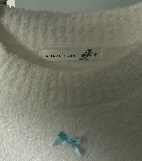 Altar'd State Sweater White with blue bows - Image 2
