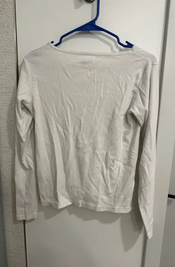 Brandy Melville White Long Sleeve Top - Image 4