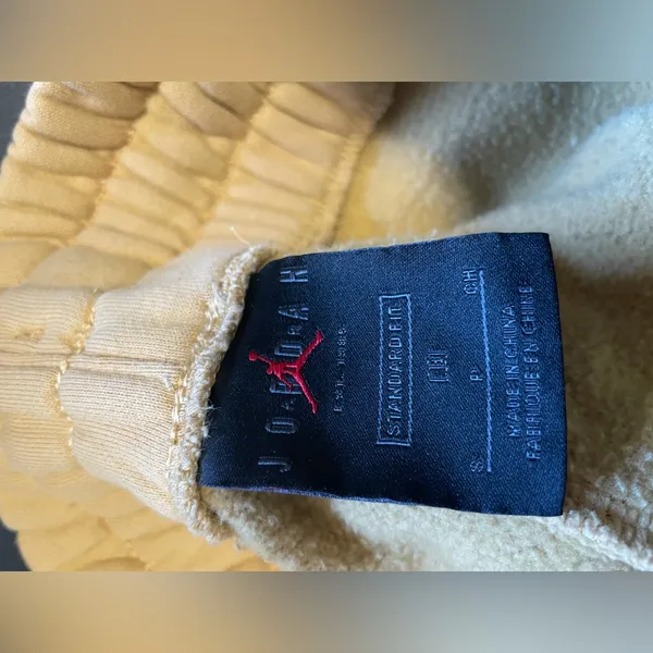 Jordan pants size small like new —A smart buy - Image 3