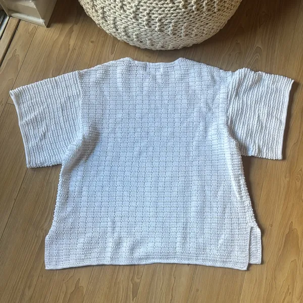 Sabo Skirt White Textured Knit Top - Image 3