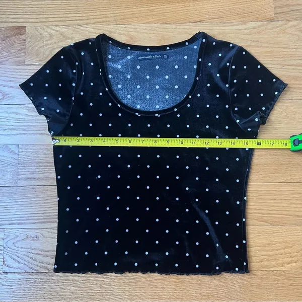 Abercrombie & Fitch Velvet Black and White Polka Dot Blouse Scalloped Trim Sz XS - Image 7