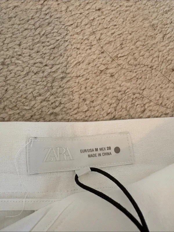 Zara white crochet trim shorts new with tags - Image 4