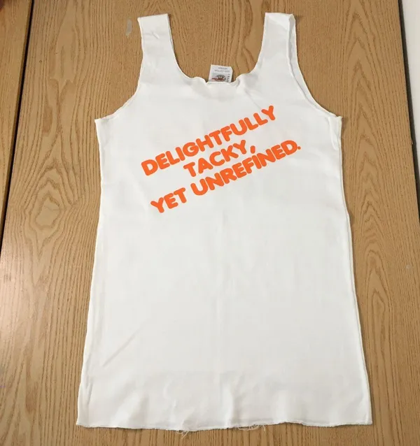 Hooters New Girl Uniform Tank Size Medium - Image 4