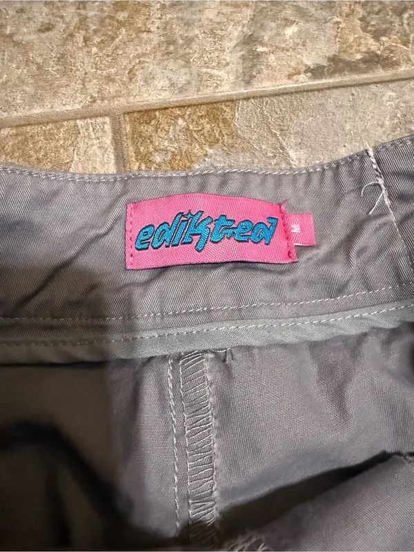 Edikted | Gray Lilac wide leg cargo pants size medium. - Image 3