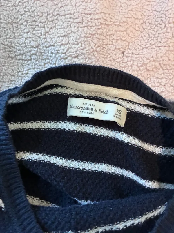 EST. 1892 Abercrombie and Fitch Sweater Womens XS Blue Waffle Knit Pullover White Striped - Image 4