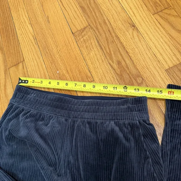 Lululemon‎ Scuba Mid-Rise Wide-Leg Pant 7/8 Length *Velvet Cord True Navy Size 6 - Image 10