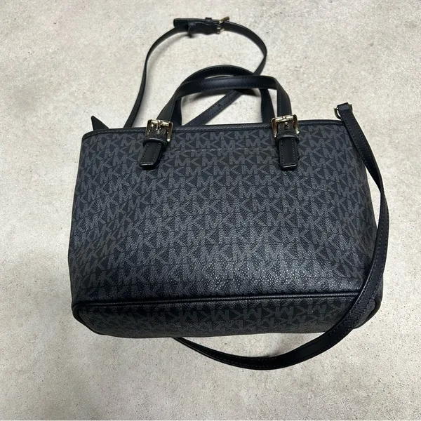 Michael Kors Black Jet Set Travel Extra-Small Logo Top-Zip Tote Bag - Image 8