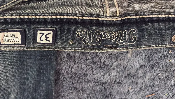 Miss Me Jeans - Image 3