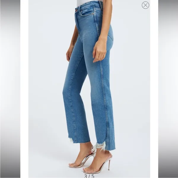 GOOD AMERICAN Good Curve Straight Leg Jeans in Blue 313 - Image 3
