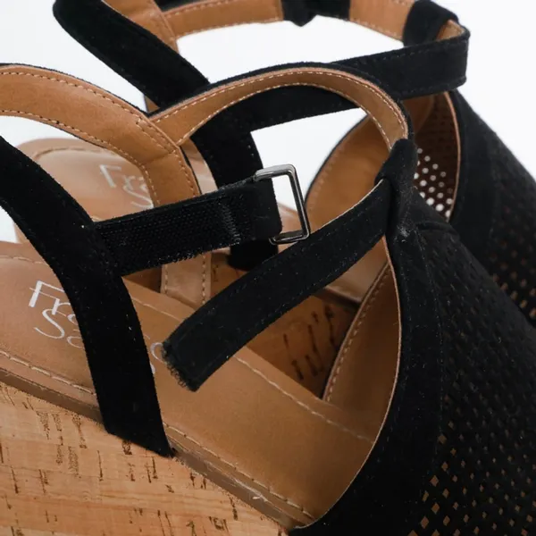Franco Sarto Black Mesh Wedge Sandals Size 7.5 - Image 10