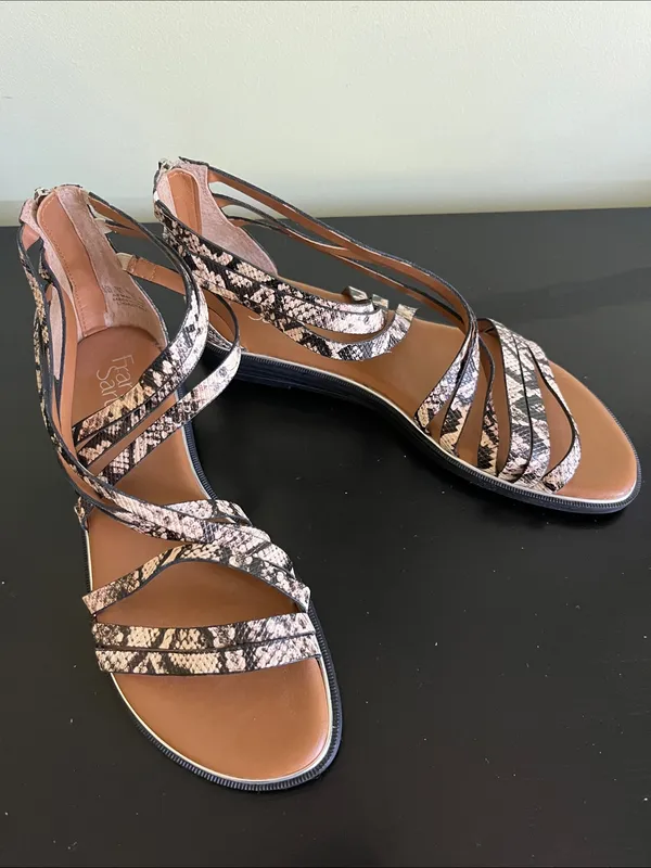 Franco Sarto Gaetana flat gladiator sandals in a natural snake print leather - Image 9