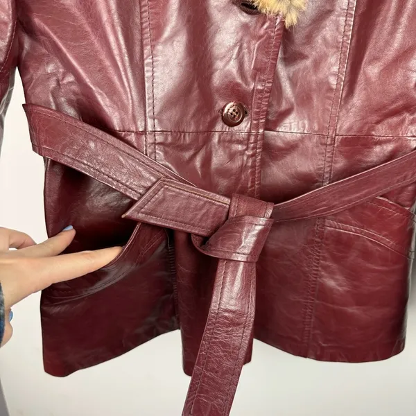 Vintage Leather Rabbitt Fur Trim Trench Tie Jacket Sz 5/6 Maroon Y2K Mob Wife - Image 12