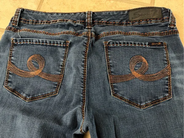 Seven7 Bootcut Stretch Jeans Women’s Size 12 Medium Wash EUC - Image 8