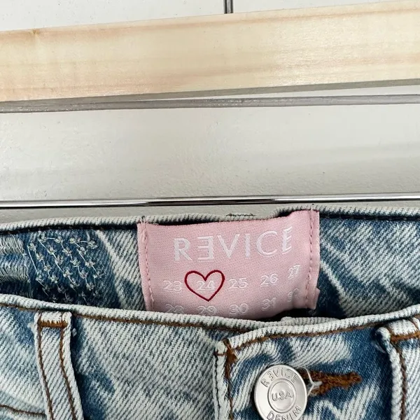 Revice Women’s 24 Ex Boyfriend Player One Wash Jeans NWT Butt Slit - Image 5