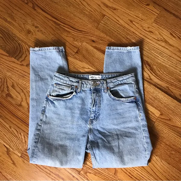 Zara Classic Blue Denim Jeans - Image 2