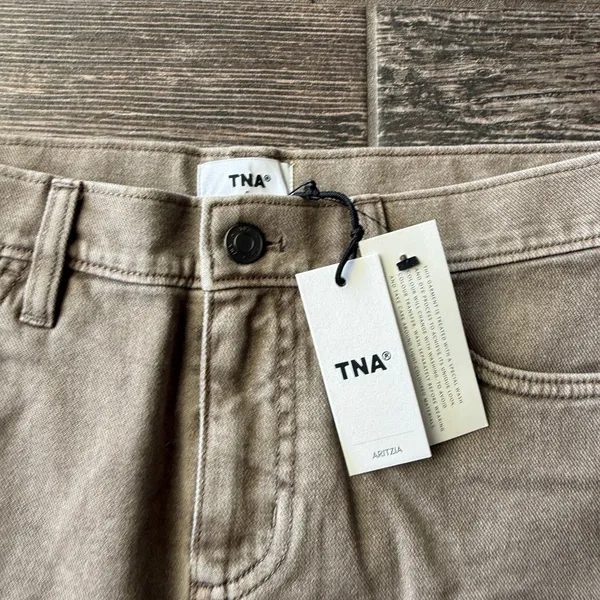 Aritzia TNA Payton Women's Mini Skirt - Image 2