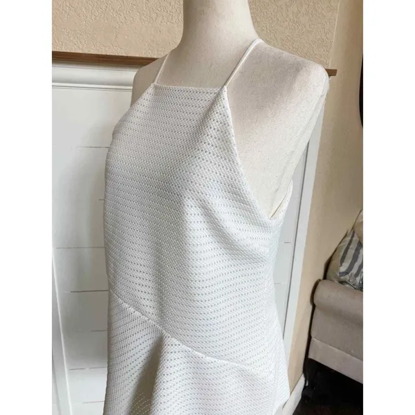 Zara White Textured Halter Peplum Top Asymmetrical Hem‎ Medium - Image 5