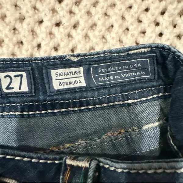 Miss Me Women Cut Off Shorts sz 27 Blue Denim Bling Distressed used to be long - Image 3