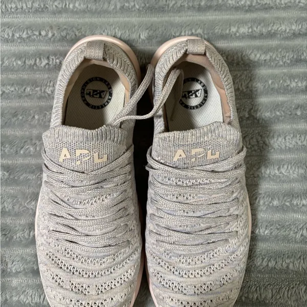 APL Women's TechLoom Wave Running Shoe Size 7 - Image 2