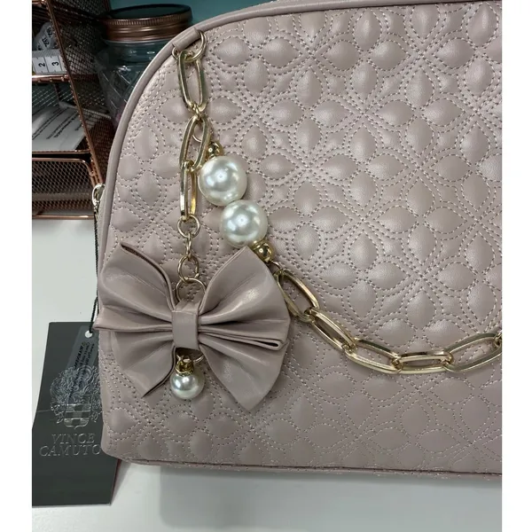 Vince Camuto Blush Pink Quilted Makeup Bag Pearl Chain Bow Vanity Case‎ NWT - Image 2