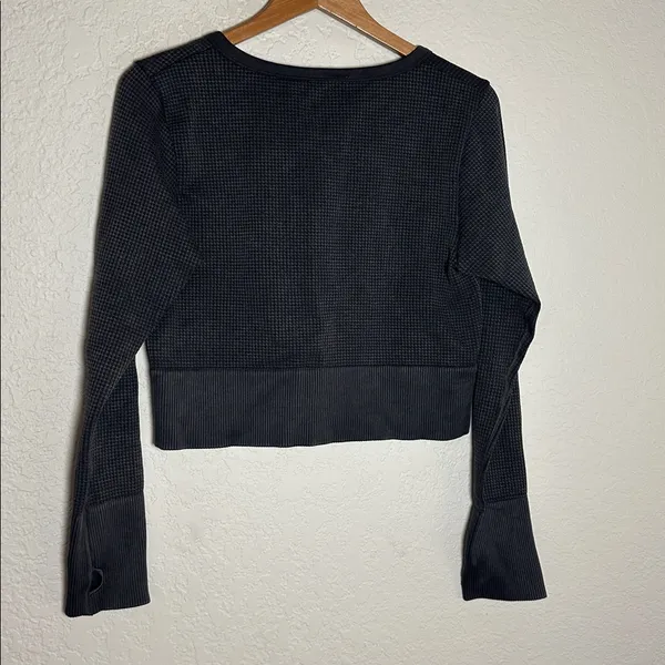 NEW Offline Aerie Sidewalk Seamless Crop Thermal Henley Long Sleeve Waffle Top - Image 5