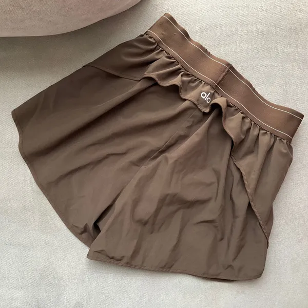 Alo Yoga Match Point Short Expresso S - Image 6