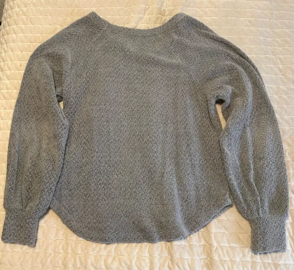Hollister Grey sweater - Image 2