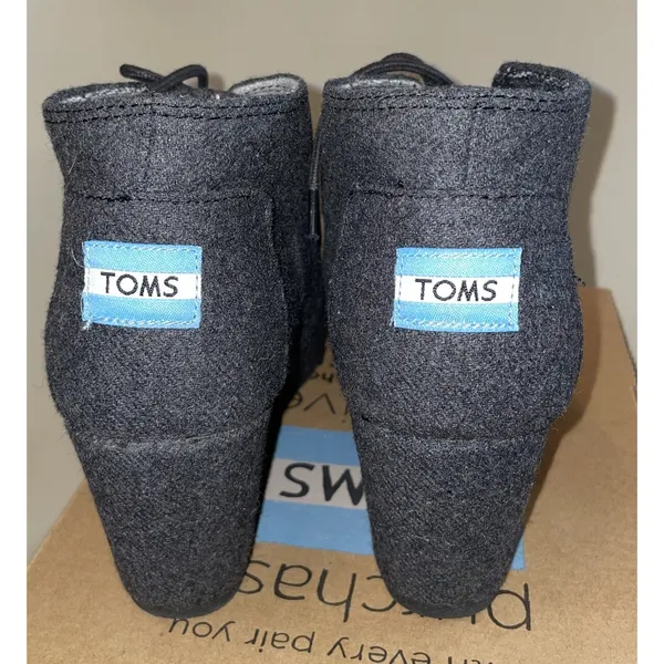 TOMS Womens 8.5 Desert Wedge Grey Wool Lace Up‎ Ankle Booties Preppy Western - Image 4