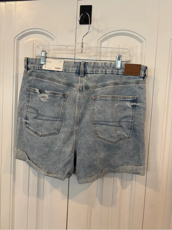 American Eagle curvy mom shorts size 16 - Image 5