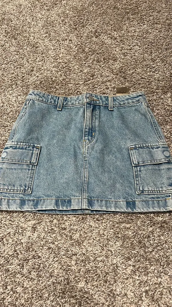 Levi’s Denim Skirt - Image 3