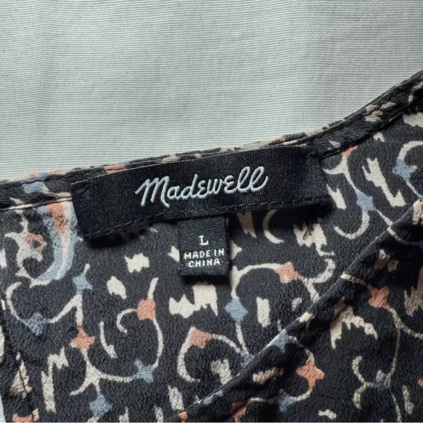 Madewell 100% Silk Blouse Large Black Floral Peasant Cottagecore Ruffle Sleeve - Image 3