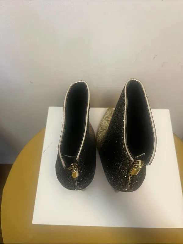 Shoe Dazzle Black to Gold Ombre Glitter Stiletto Ankle Boots - Image 3