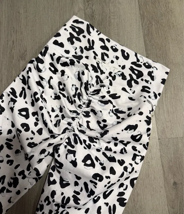 Echt animal print leggings  - Image 4