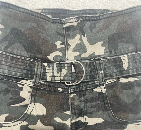 🔰 Almost Famous Super High-Rise Skinny Camouflage Pants - Image 3