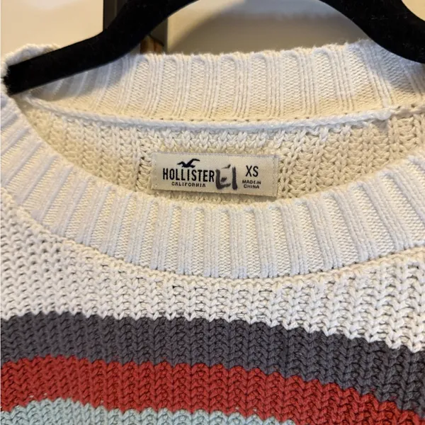 Hollister Striped Cropped Sweater - White, Red, Brown, Tan Size XS Cozy, Y2K - Image 4