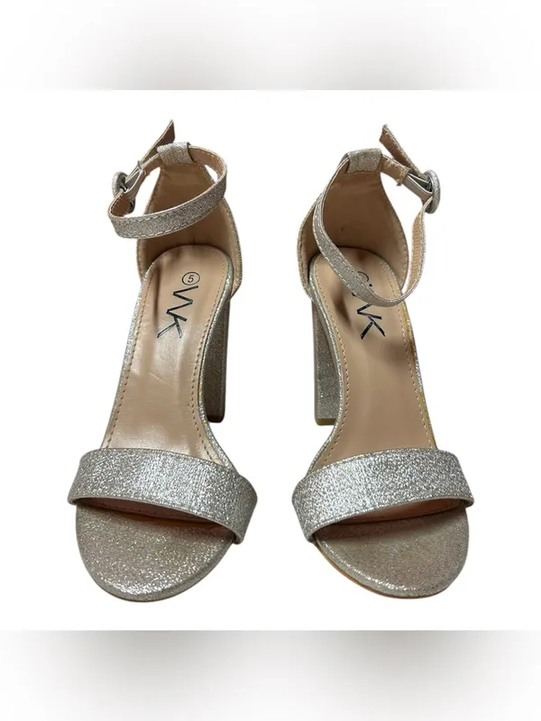 VNK sparkling silver glitter block heel open-toe ankle strap popular sandals - Image 2