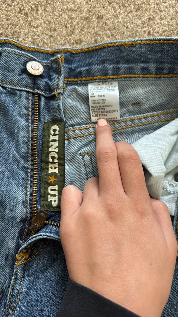 Green Label Cinch Jeans distressed - Image 3