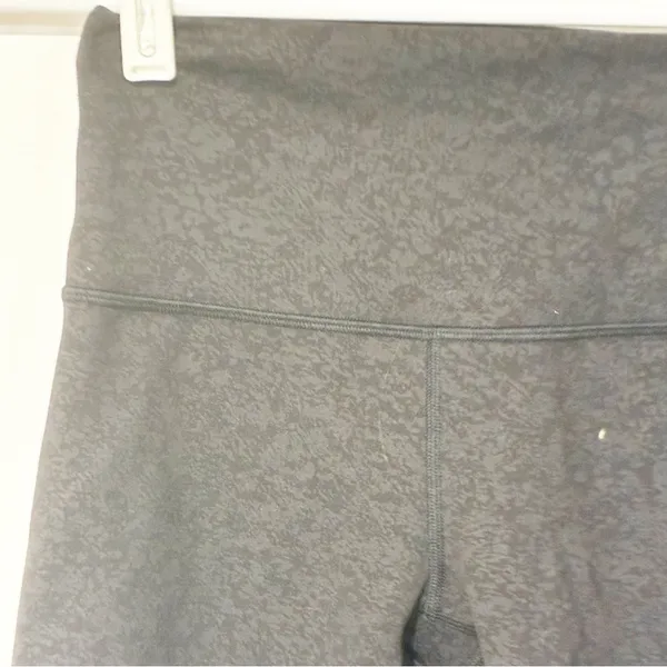 Lululemon Size 4 Wunder Train High-Rise Short 6"‎ Blaze Black Athletic - Image 3