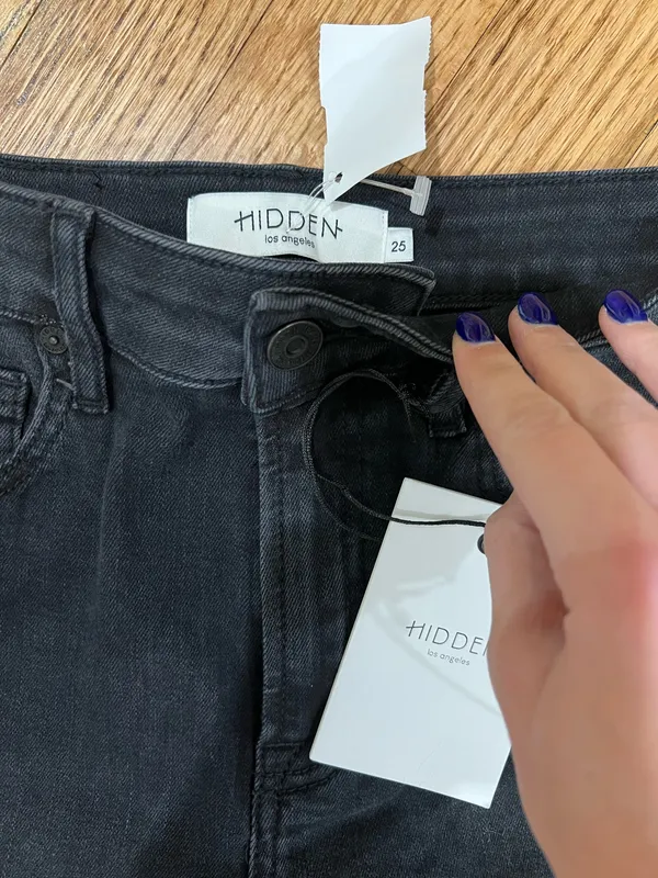 Hidden Flare Jeans - Image 3