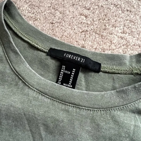 Forever 21 T-shirt dress - Image 2