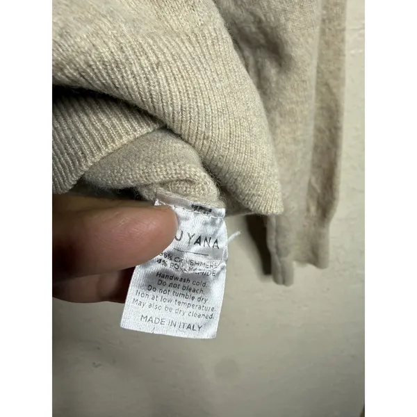 Cuyana Cashmere Blend Funnel Neck Turtleneck Sweater size S/M Oatmeal Beige - Image 9