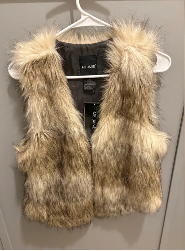 Me Jane Faux Fur Vest - Image 2