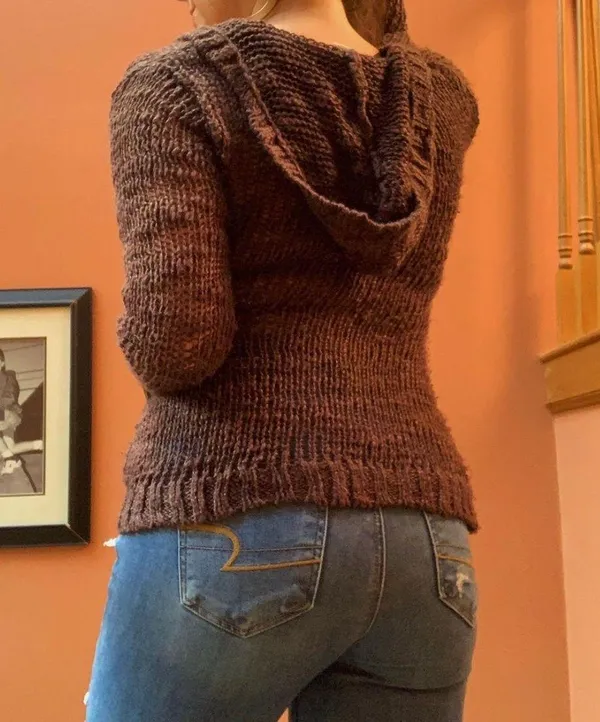 Unionbay Y2K Brown Crochet Sweater - Image 3