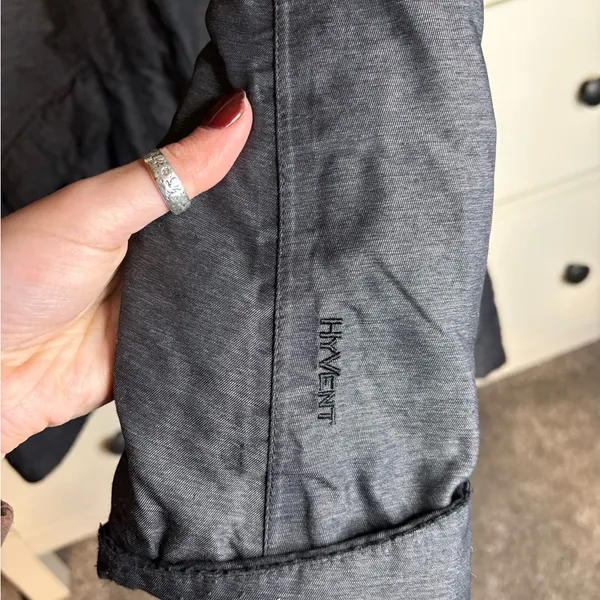 The North Face Gray Jacket Size Medium - Image 4