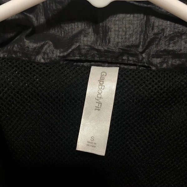Gap nylon ruffled windbreaker  - Image 4
