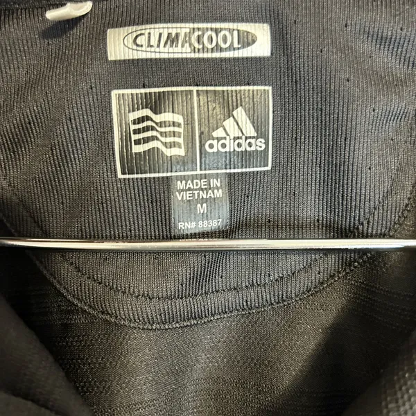 Adidas Woman’s Fitted Activewear Golf Polo Size Medium - Image 4