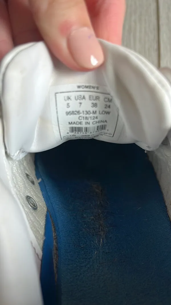 K Swiss White Sneakers - Image 3