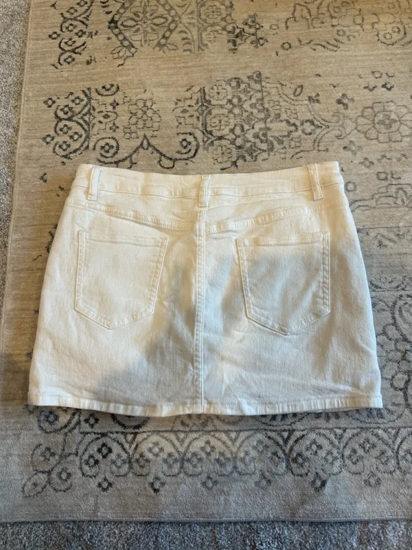 Amazon White Denim Mini Skort - Image 4