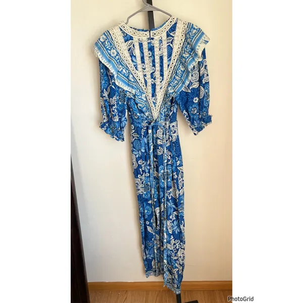 Farm Rio Full Of Flowers Blue Printed Jumpsuit Medium Boho NEW - Image 3