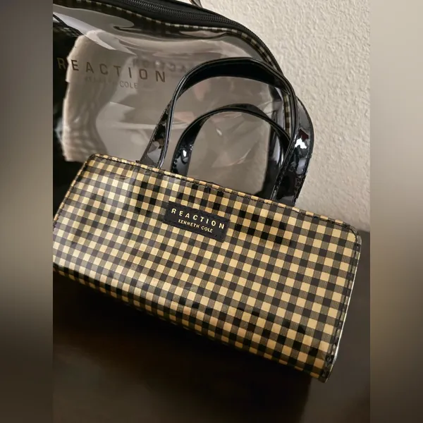 Kenneth Cole Reaction Cosmetic Travel Bag Set | Gingham Plaid Organizer - Image 3